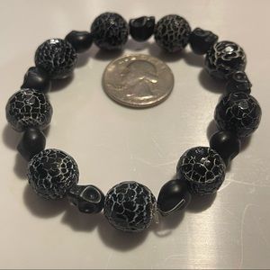 Large beads with black skull beads